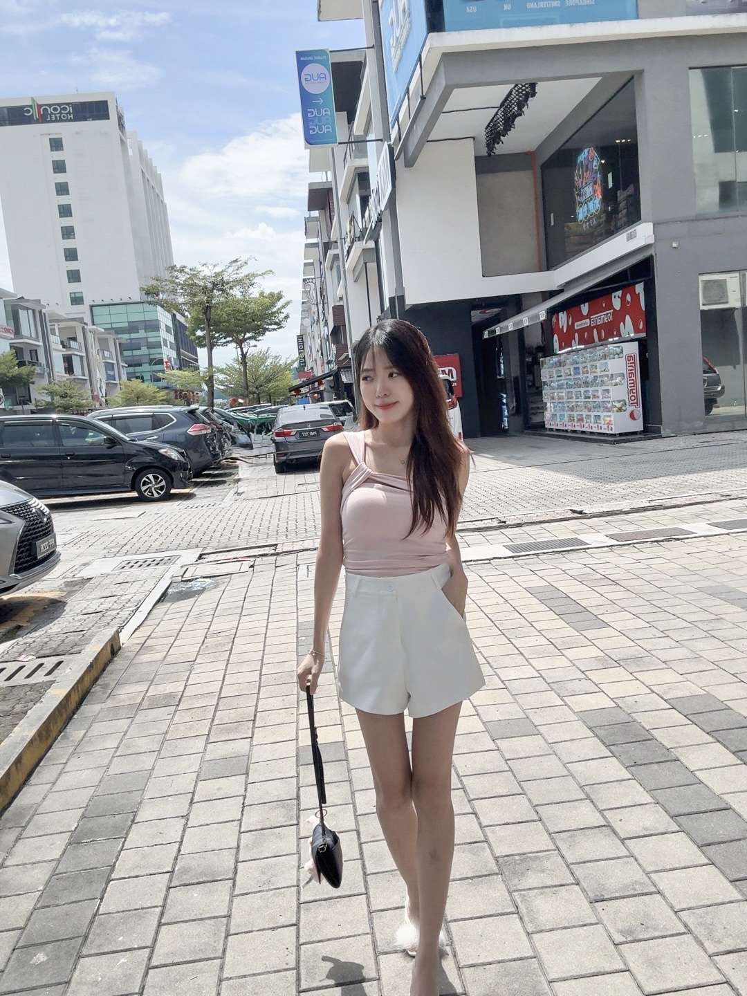 单肩气质修身背心上衣 R2971