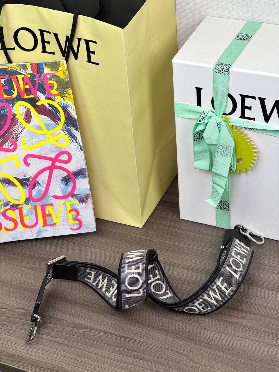 👉🏻通用款肩带【墨白】✅ 𝐀𝐧𝐚𝐠𝐫𝐚𝐦 刺绣肩带「墨白」 👈 全新升级上线♻️ （长度可调节） 编码：182323