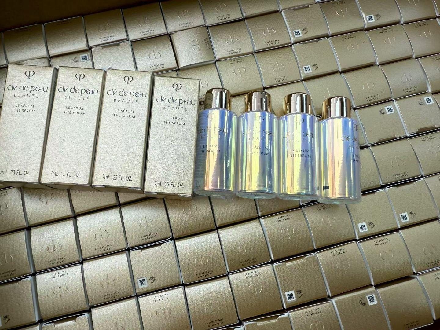 CLE DE PEAU LE SERUM 煥活細胞精華 7ml 新版🆕