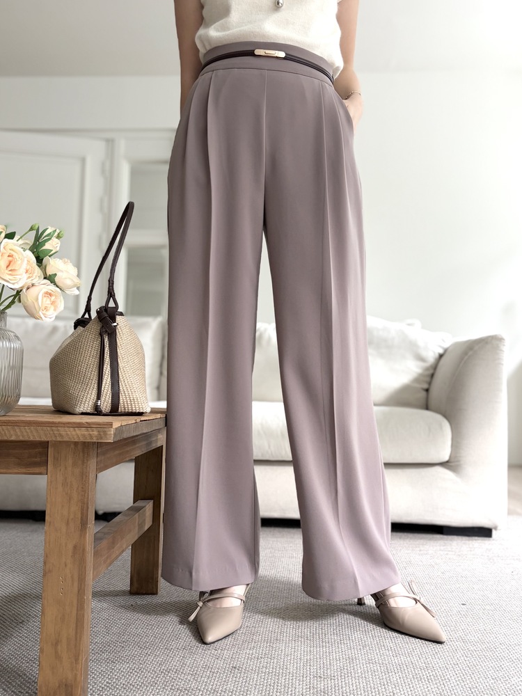Charlyne Seamless-Front Slacks (Khaki Beige)