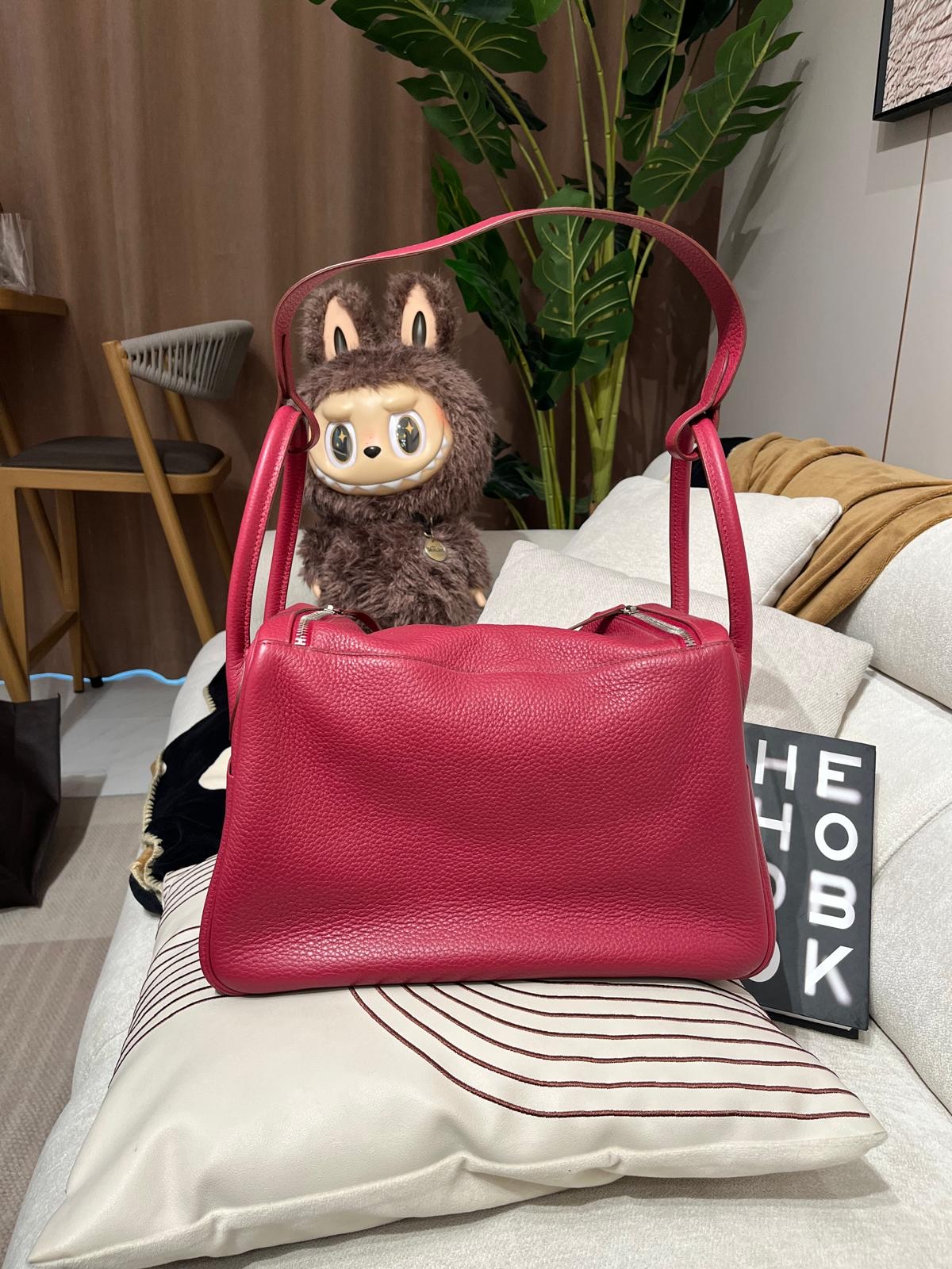 Hermes Lindy 34,rubis,STAMP T 100%Authentic,95%new✅dust bag