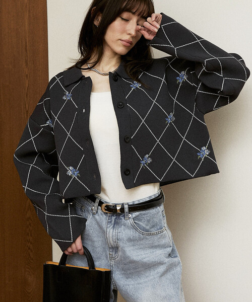 線條菱形花卉刺繡短短外套