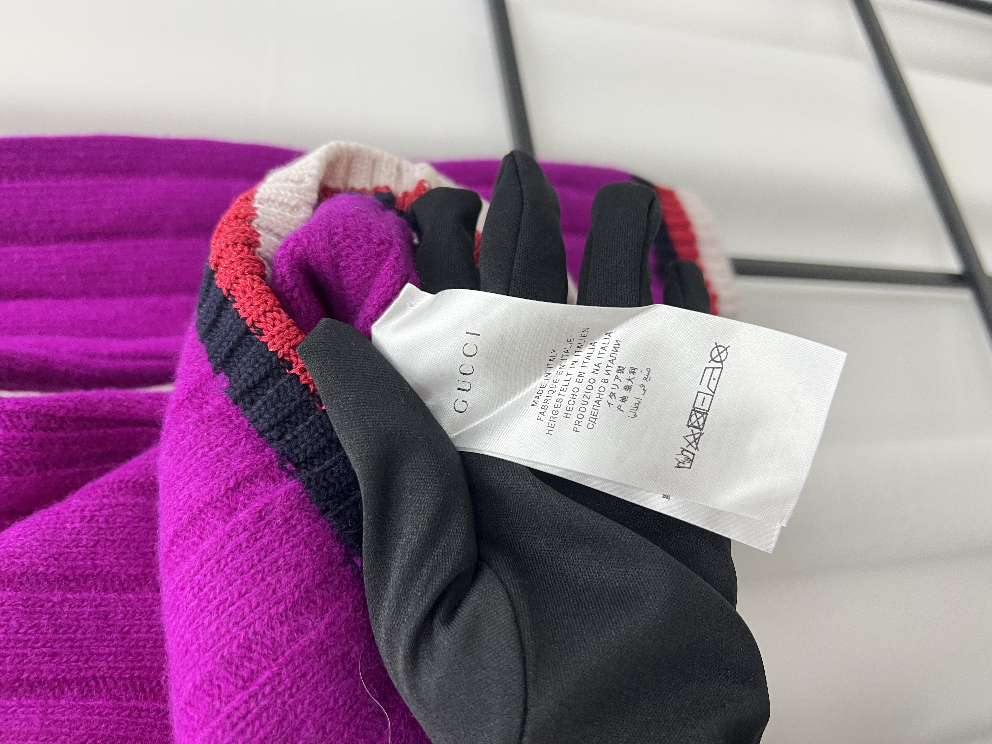 Pre-owned Gucci Wool BottonUp Cardigan Sweater / Product Code: 26032614