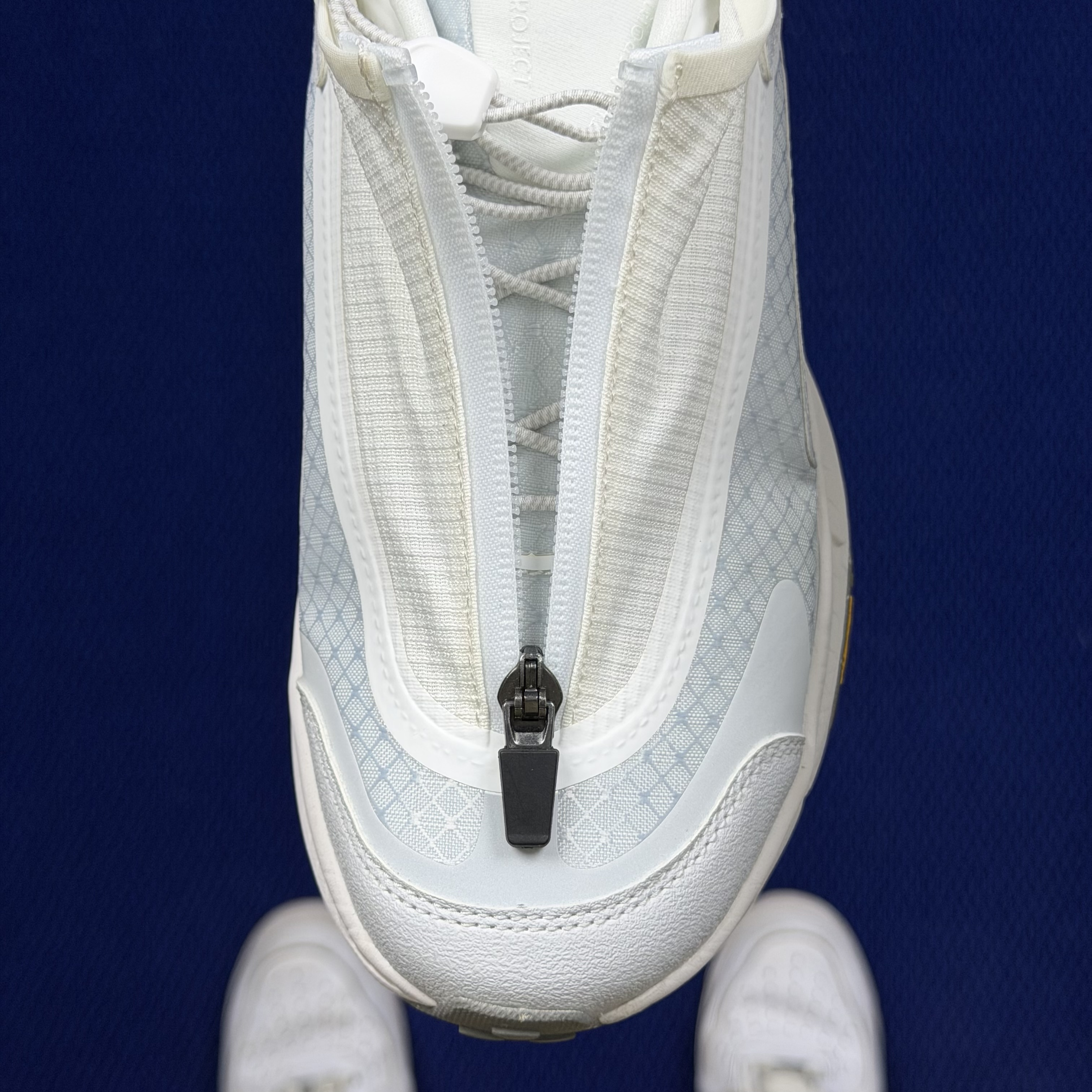 Hoka One One Project Transport