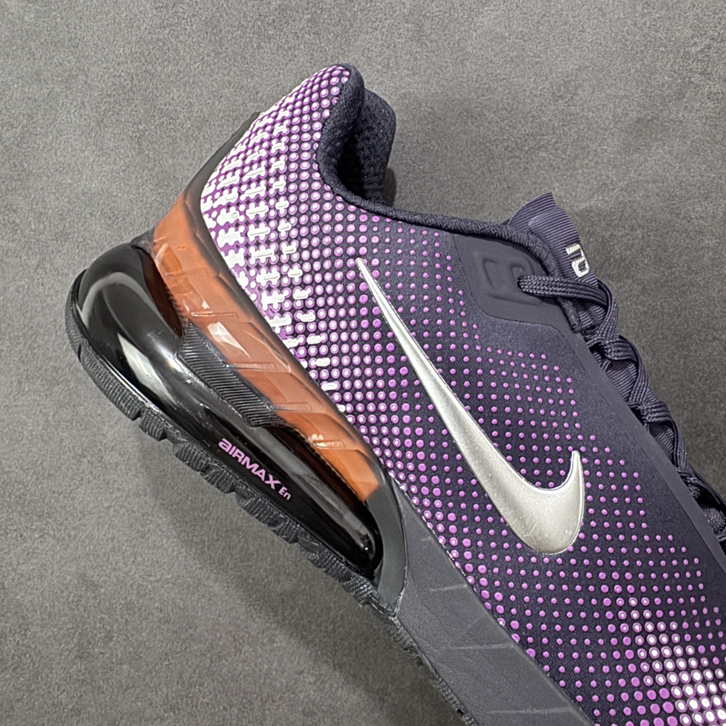 Nike Air Max Phoenix FZ5307-500