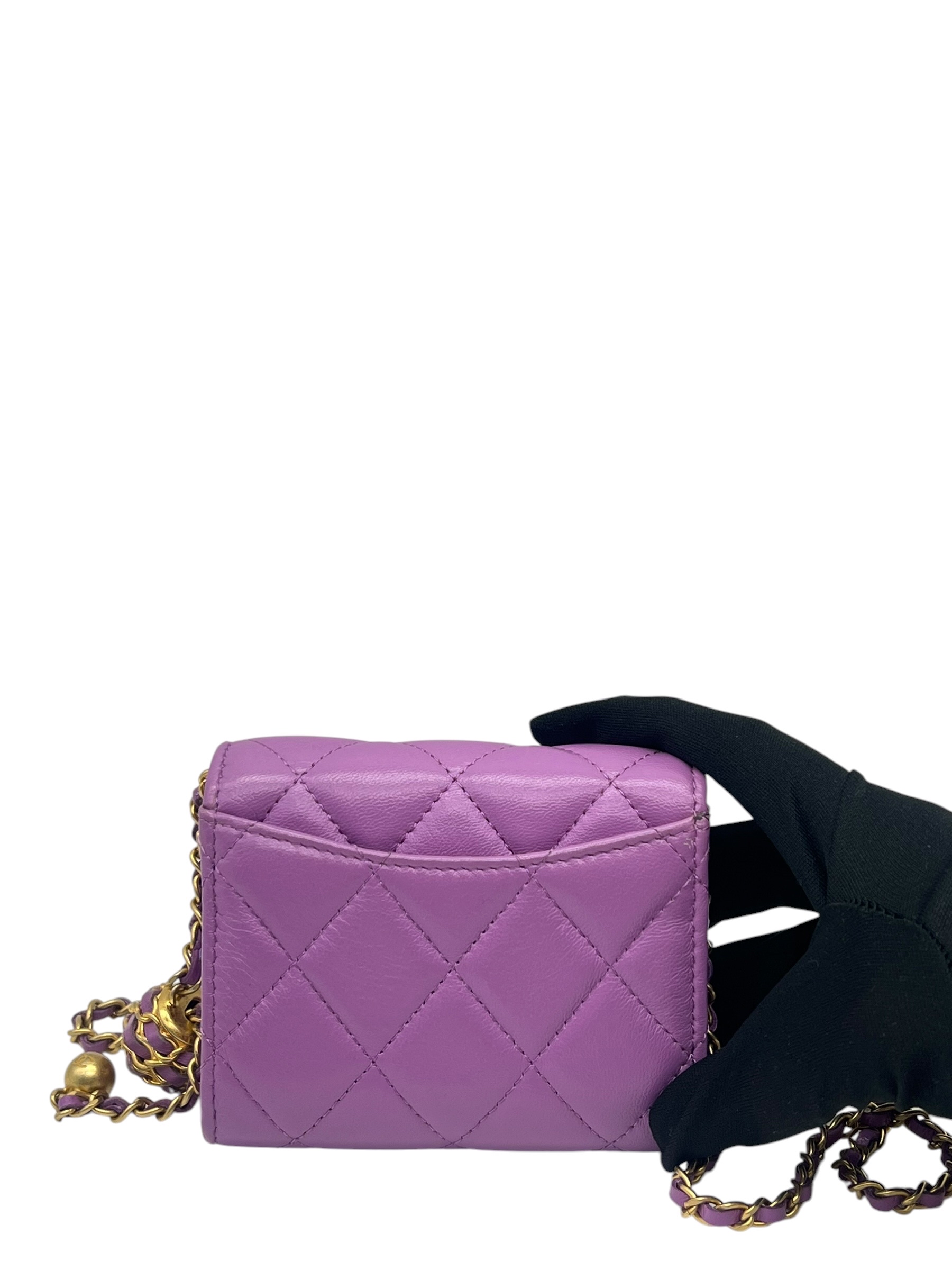 Pre-Owned CHANEL Card Case On Chain / Product Code: 061402