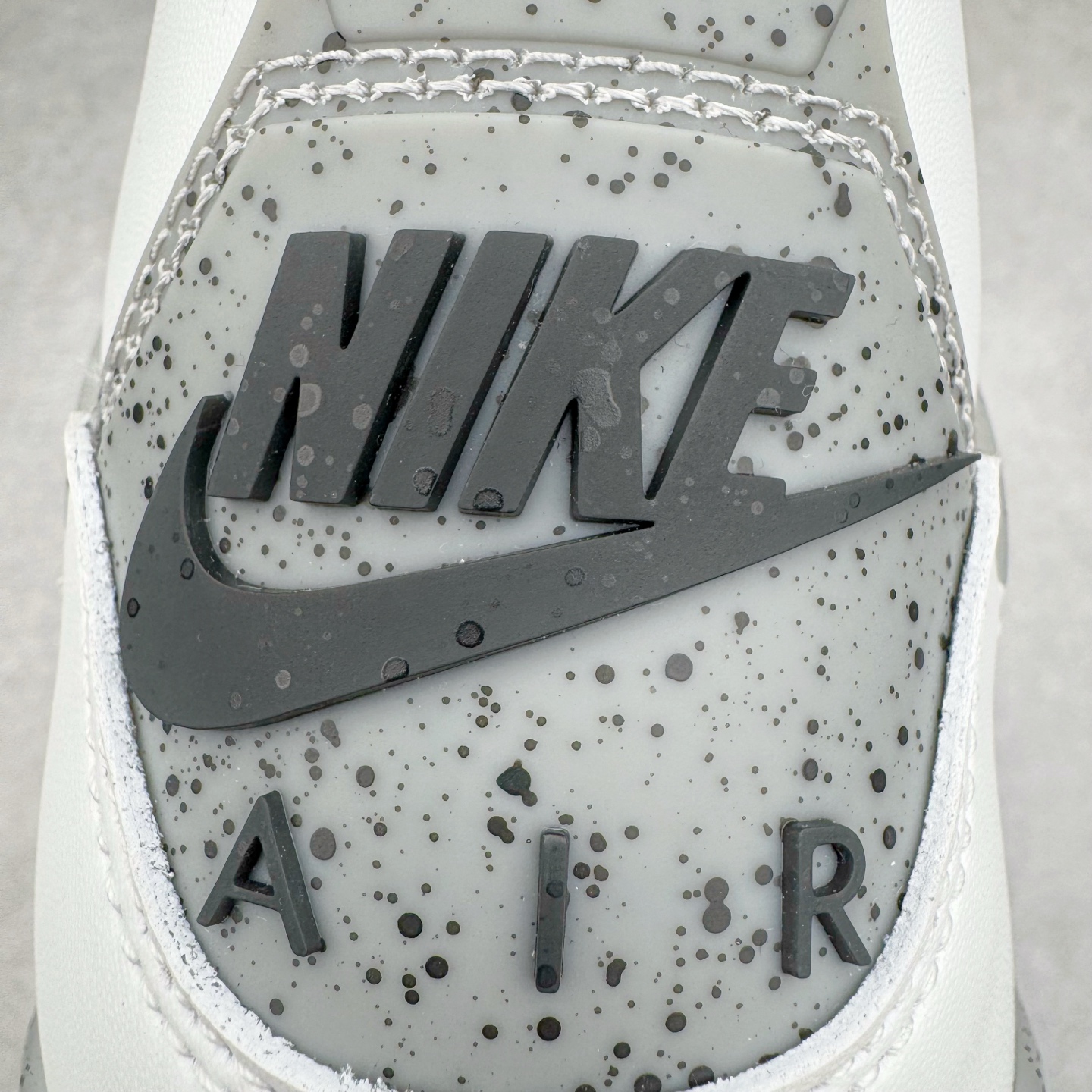 Air Jordan 4 Retro "White Cement" FV5029-100