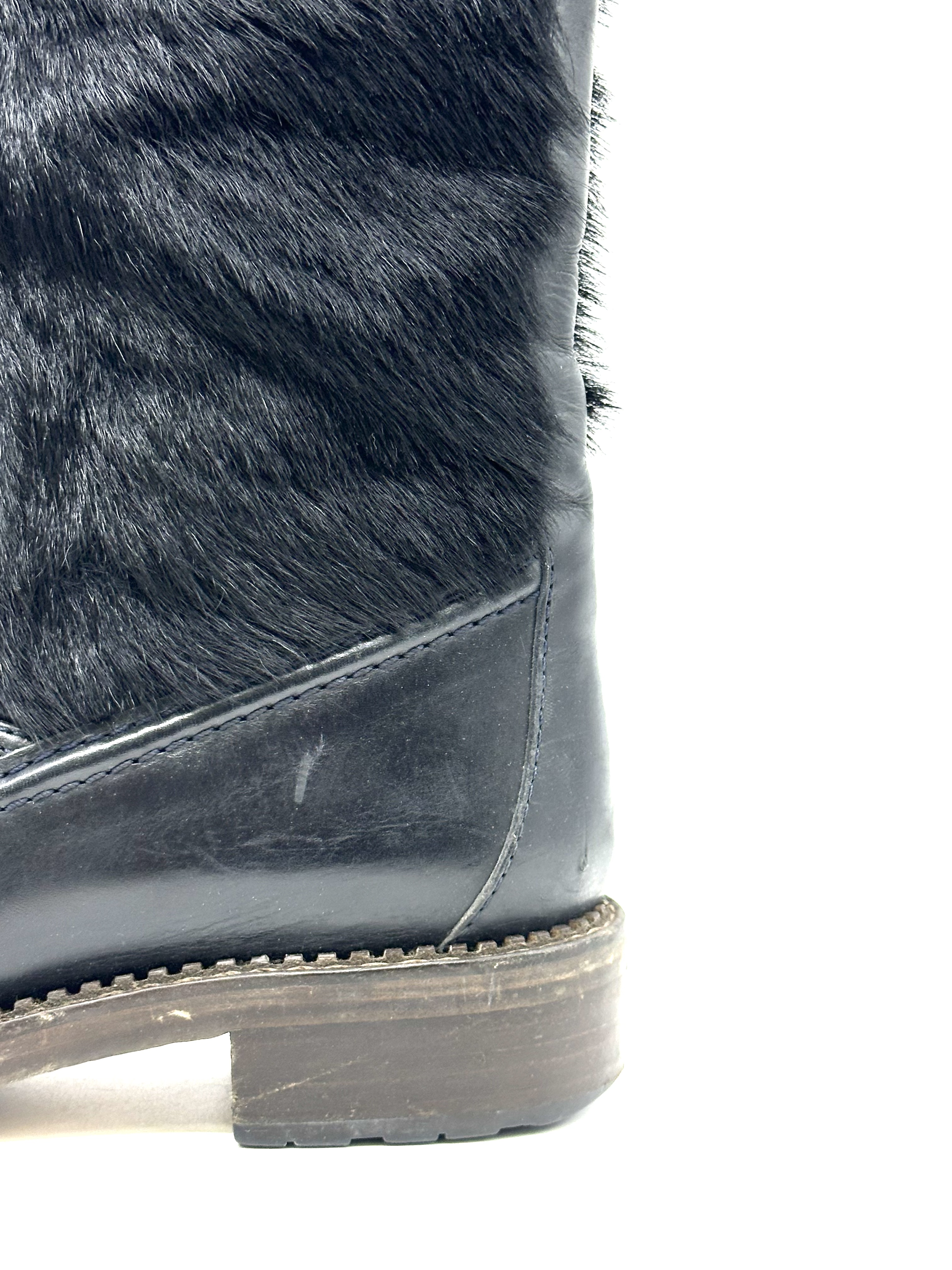 Pre-Owned Chanel Pony-style calfskin riding boots / Product Code:  26040409