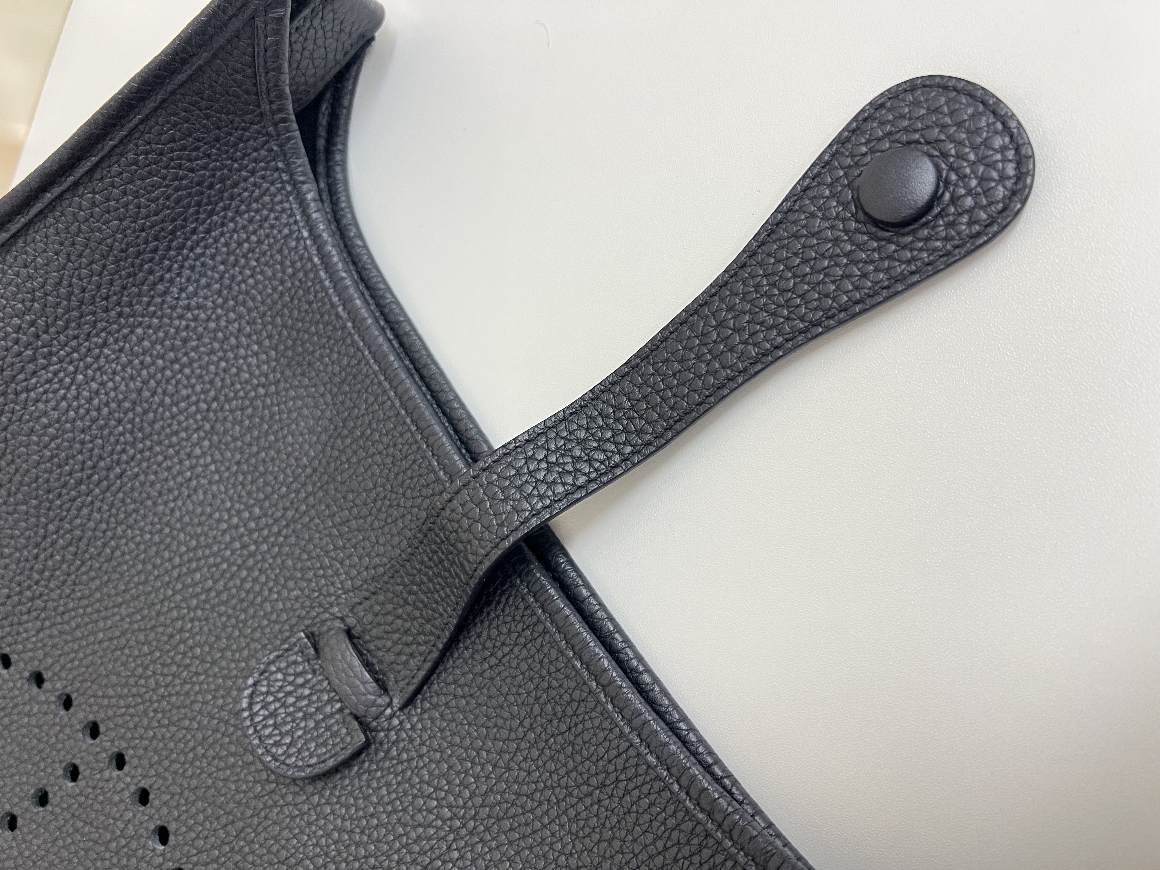 Pre-owned Hermes E33 /Stamp:X / Product Code: 26012804