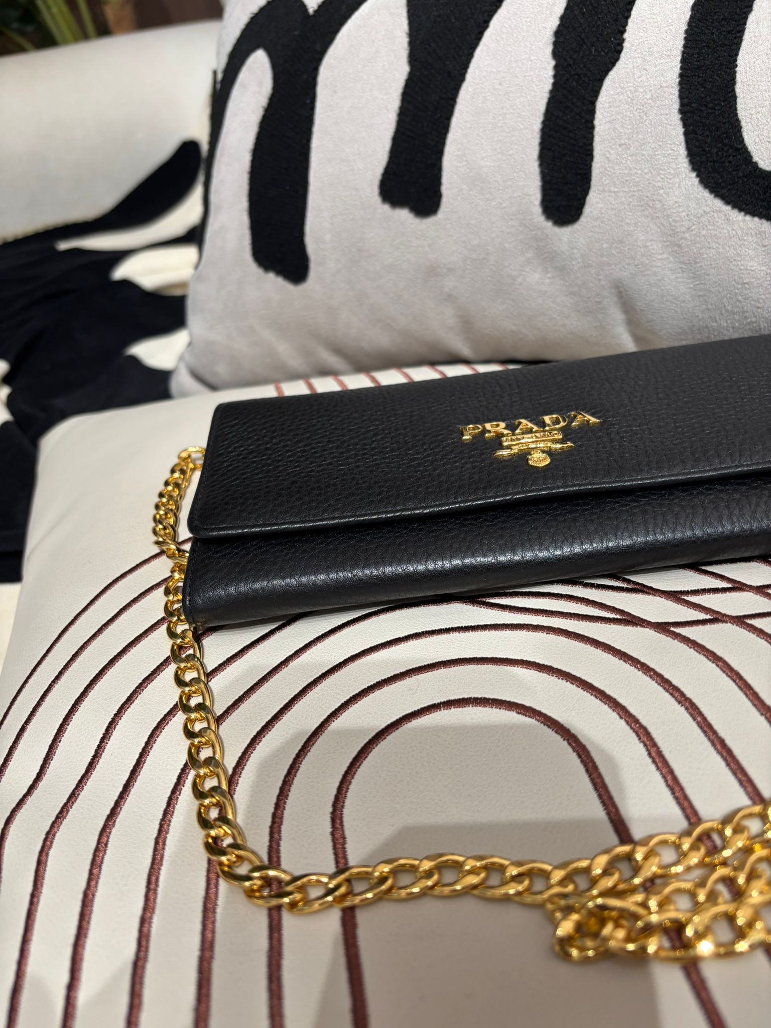 Prada Wallet On Chain Calfskin Black 100%Authentic, 95%New ✅Dust bag