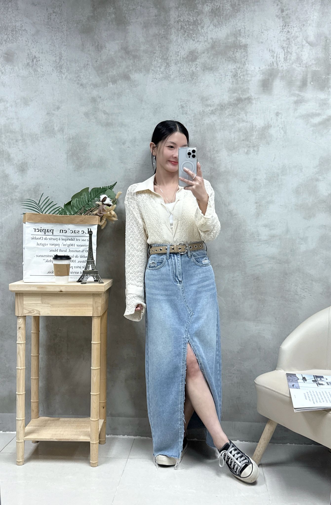 C05 交叉領網紋恤衫