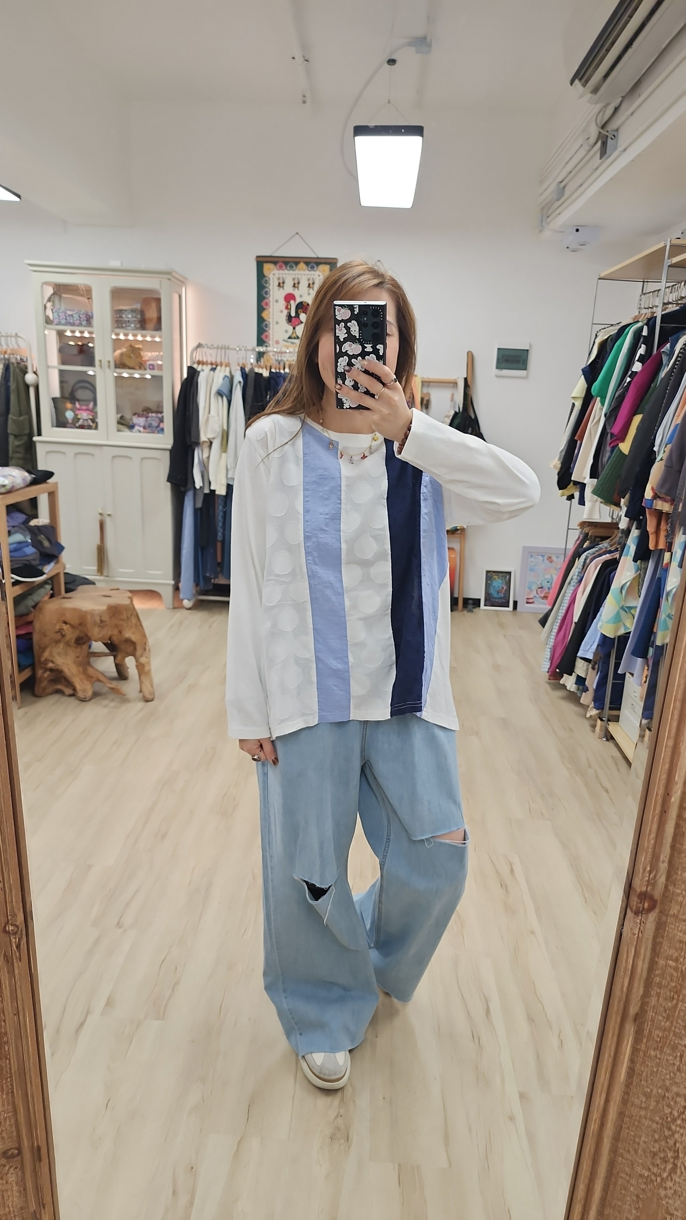 日牌白拼深淺藍波點拼布Tee