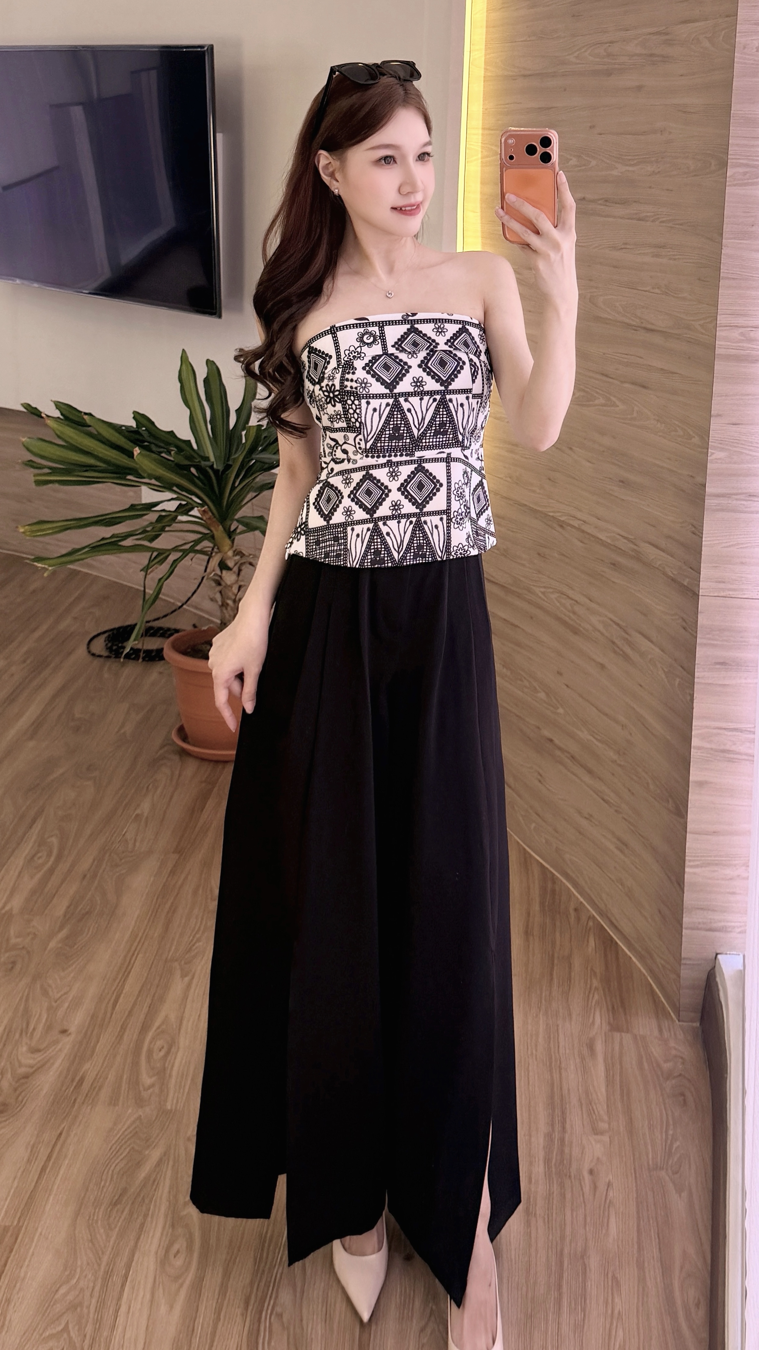 Sophia Wide-Leg Pant