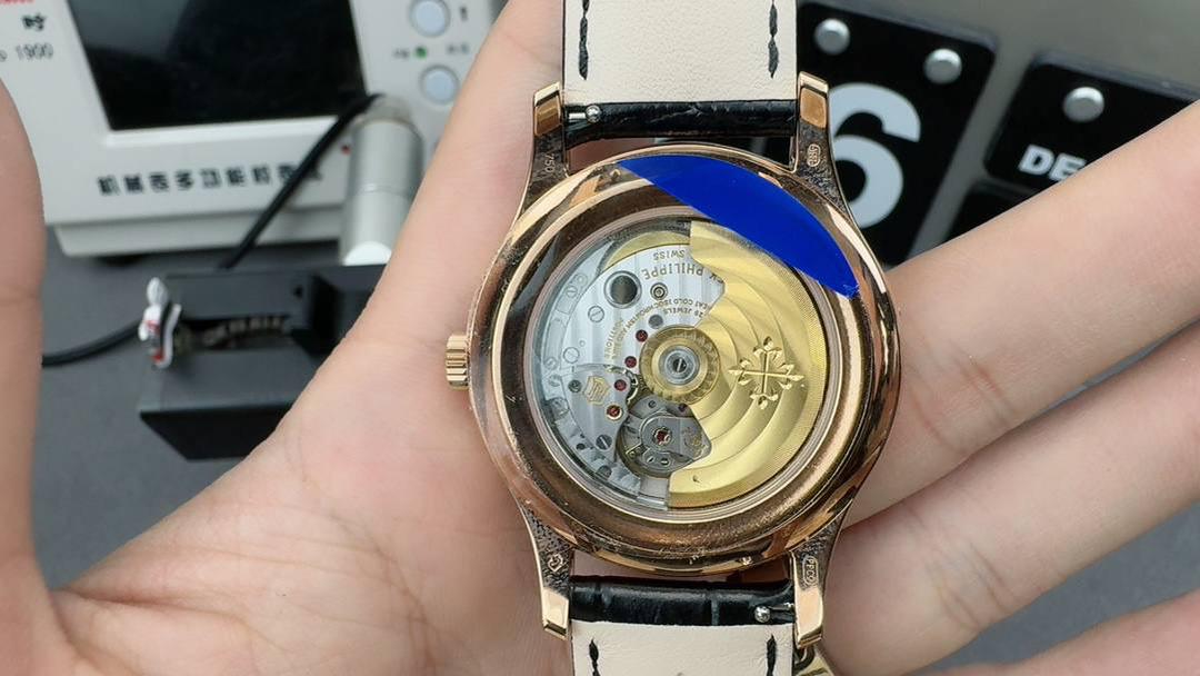 百达翡丽复杂功能时计系列男士腕表，月相显示，玫瑰金表壳，黑色表盘