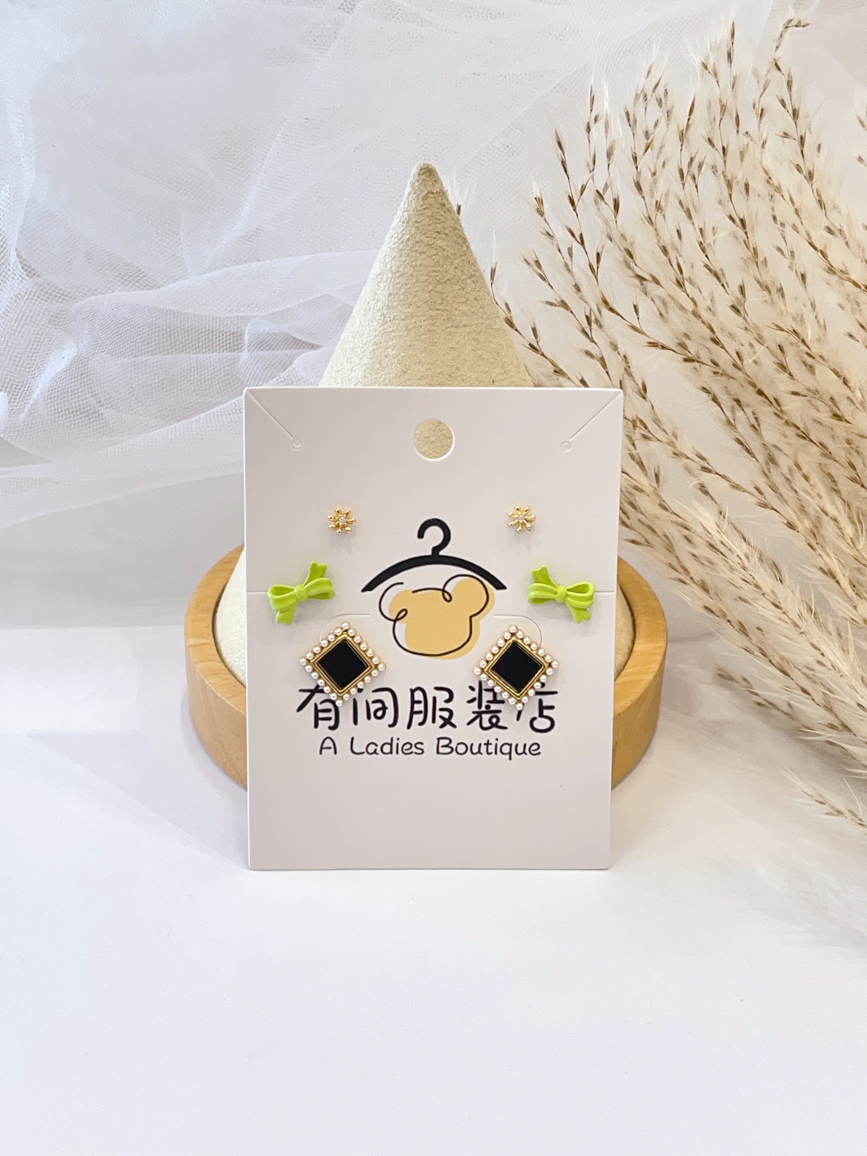 方形珍珠边框蝴蝶结耳环套装