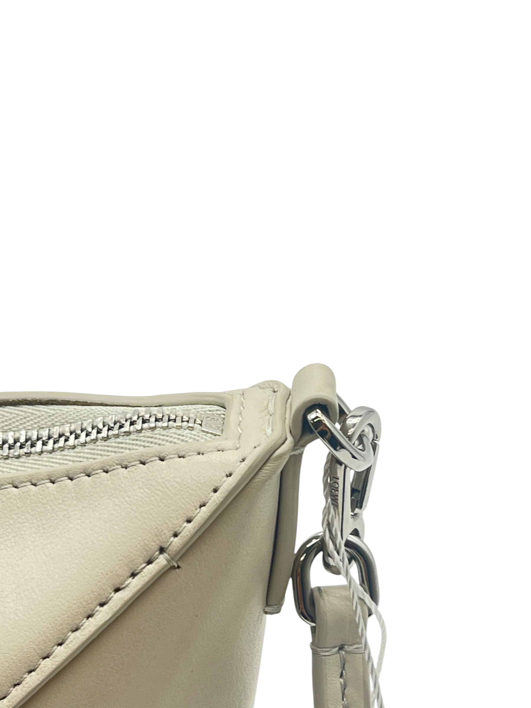Pre-Owned LOEWE Puzzle Fold Pouch / Product Code: 26052303