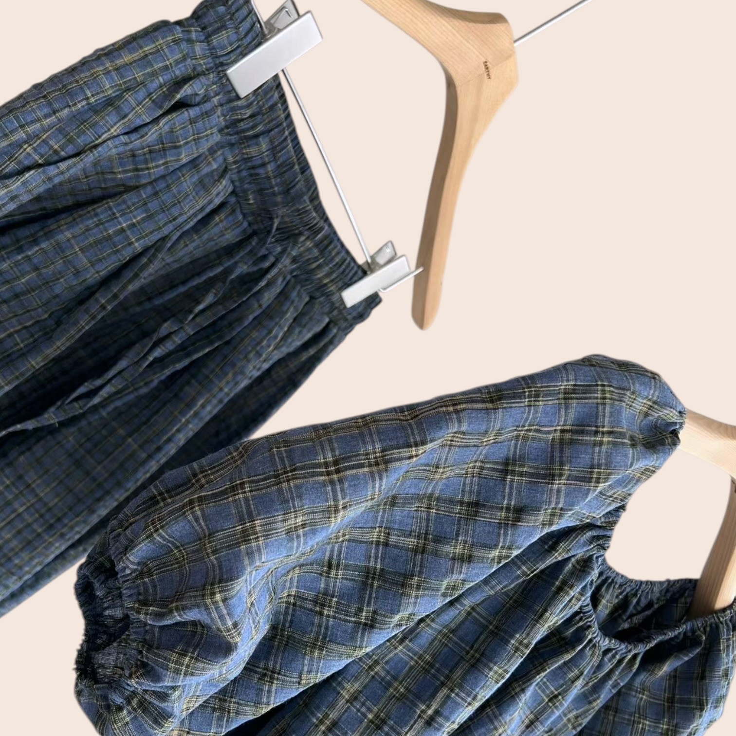 221020 暗格紋泡泡袖短Top