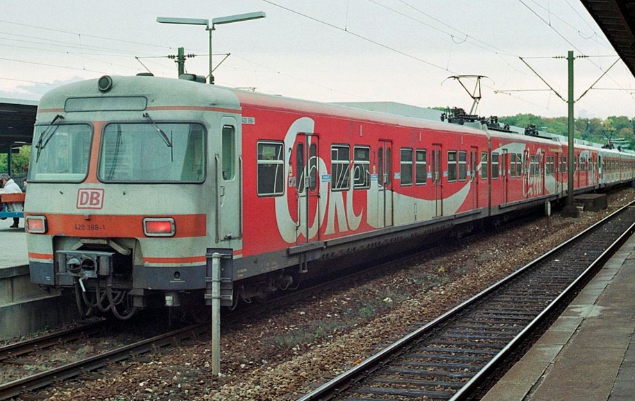 ARNOLD 歐洲城際輕軌 3-tlg. E-Triebzug BR 420 - Coca Cola - DB | analog | Spur N