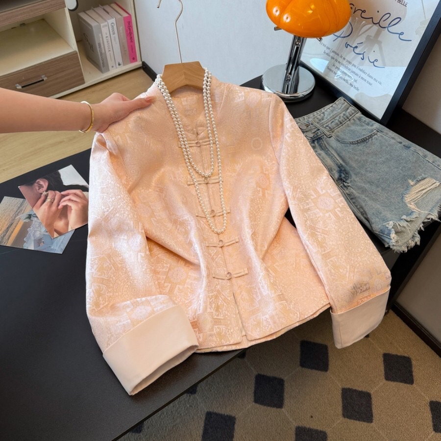 B141(9931) 新中式东方古韵太阳式缎面提花粉外套上衣