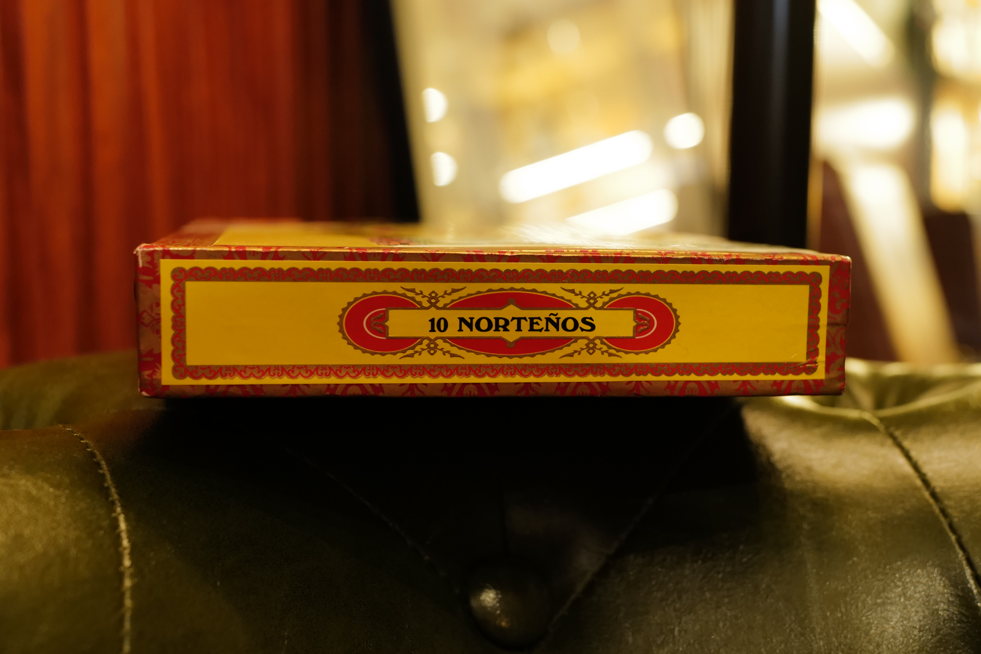 Diplomáticos Norteños Edición Regional Canadá 2018 (外交官 北部人 加拿大 地區限定版 )