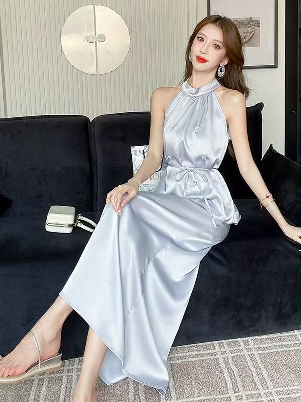 ST273无袖挂脖套装