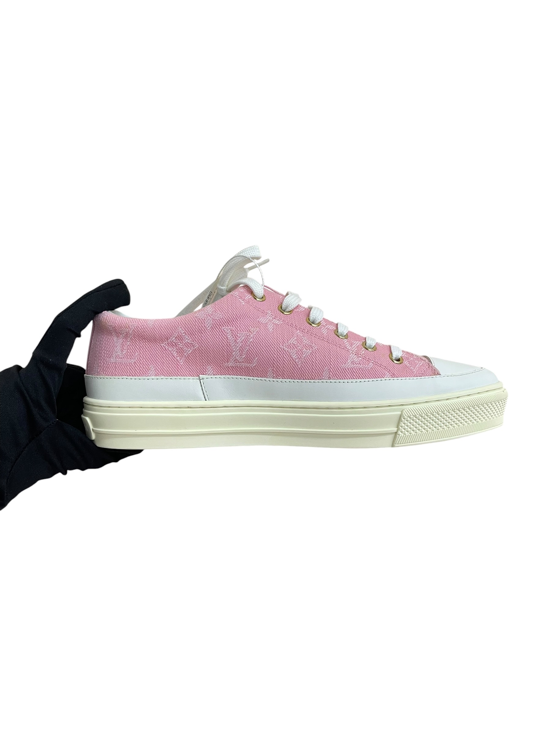 Unused item Louis Vuitton Sneakers Pink / Product Code: 062503