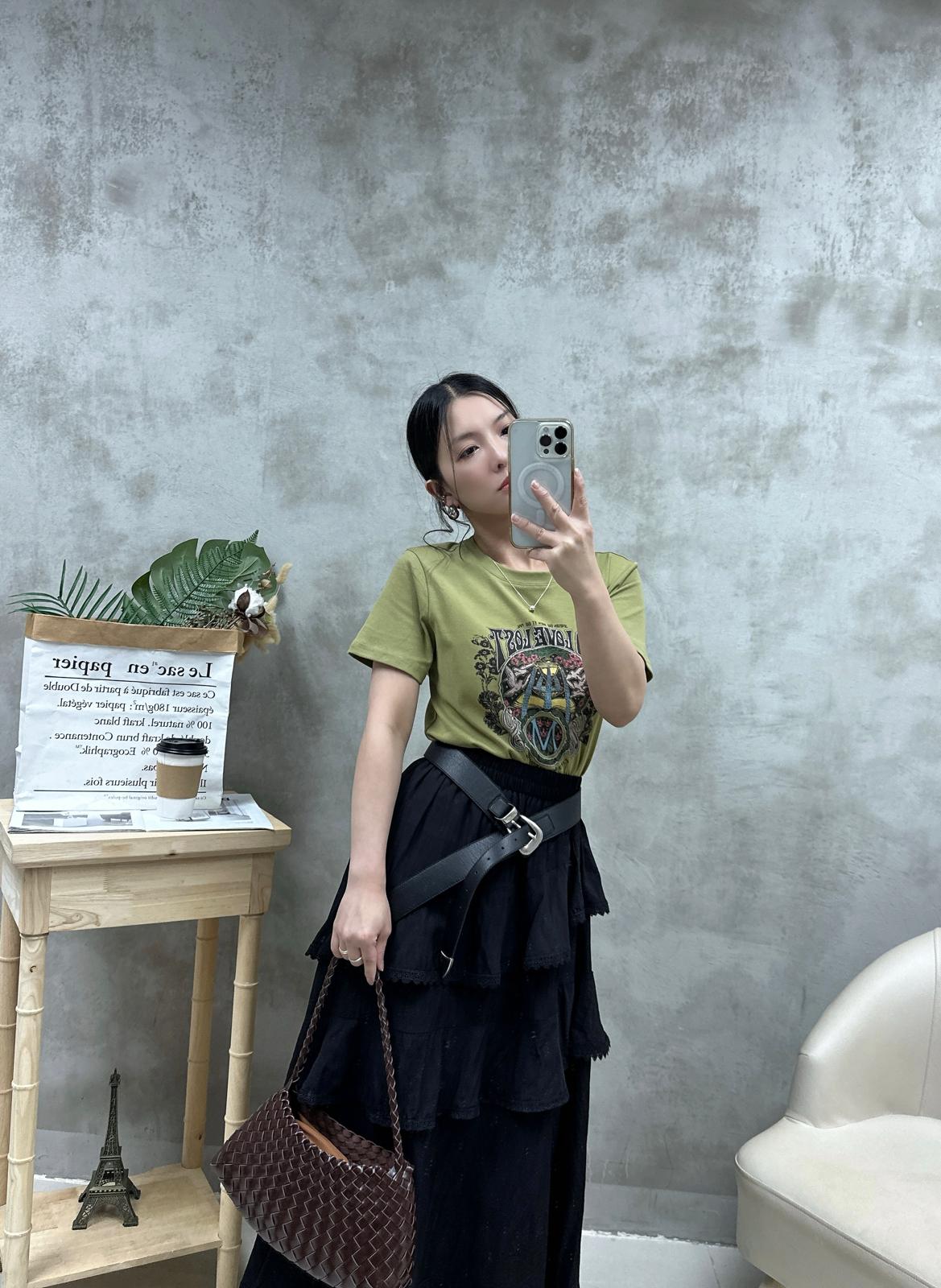 N07 復古花print Tee