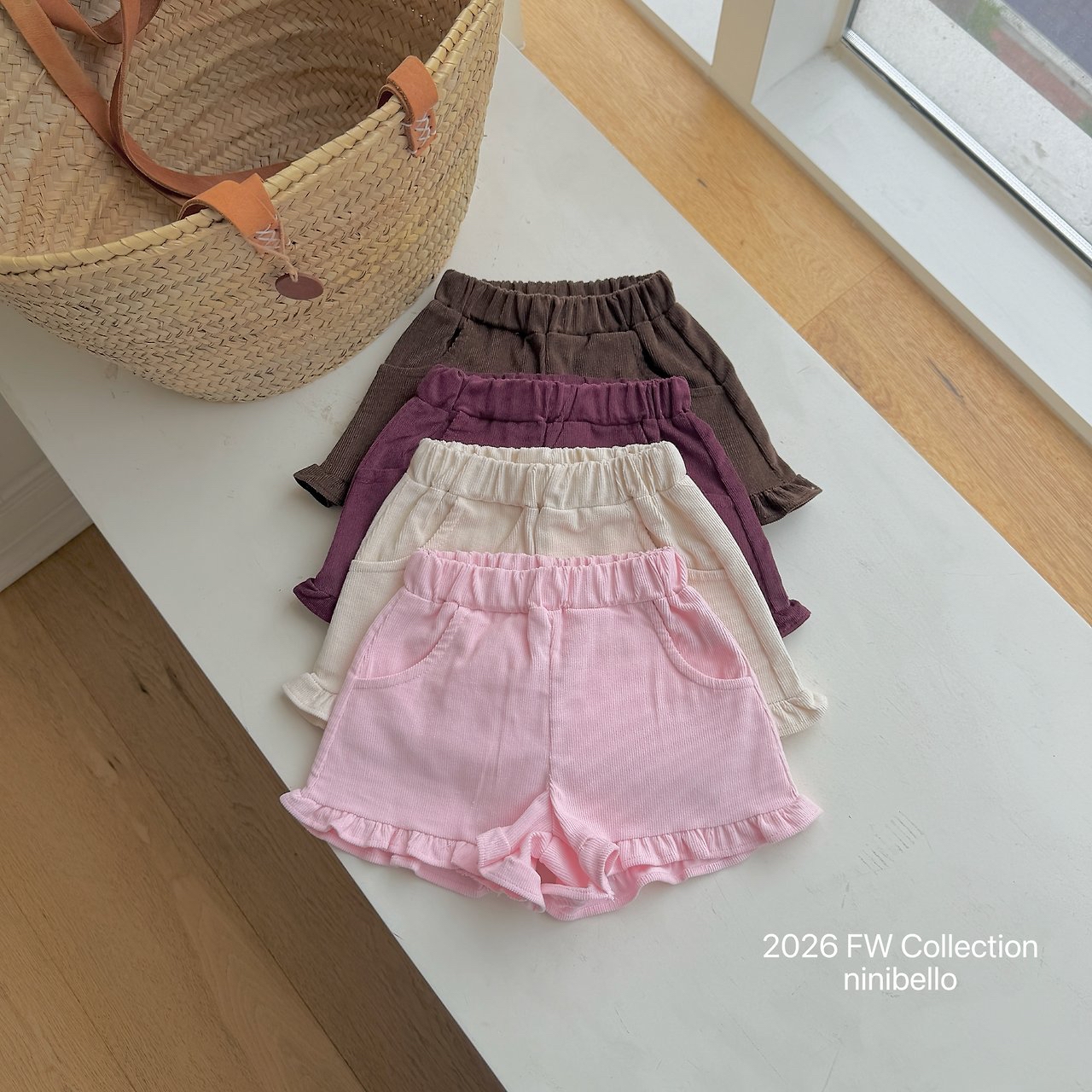 Ninibello | Heart Frill Corduroy Shorts 