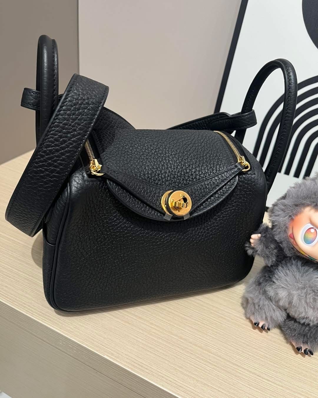 Hermes Mini Lindy 黑色金扣 Stamp Z TC粒粒牛皮 100%Authentic, 99%New ✅Dust bag✅Box✅雨衣