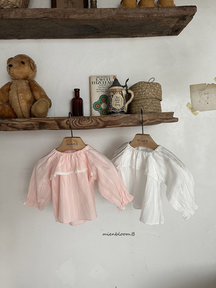 🇰🇷mienbloomb blouse