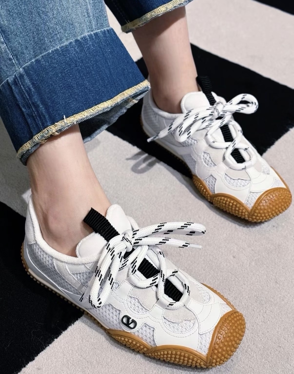 限時優惠✨新款🆕訂貨🍒Valentino Amphibia Sneaker  Size 37-40有半碼