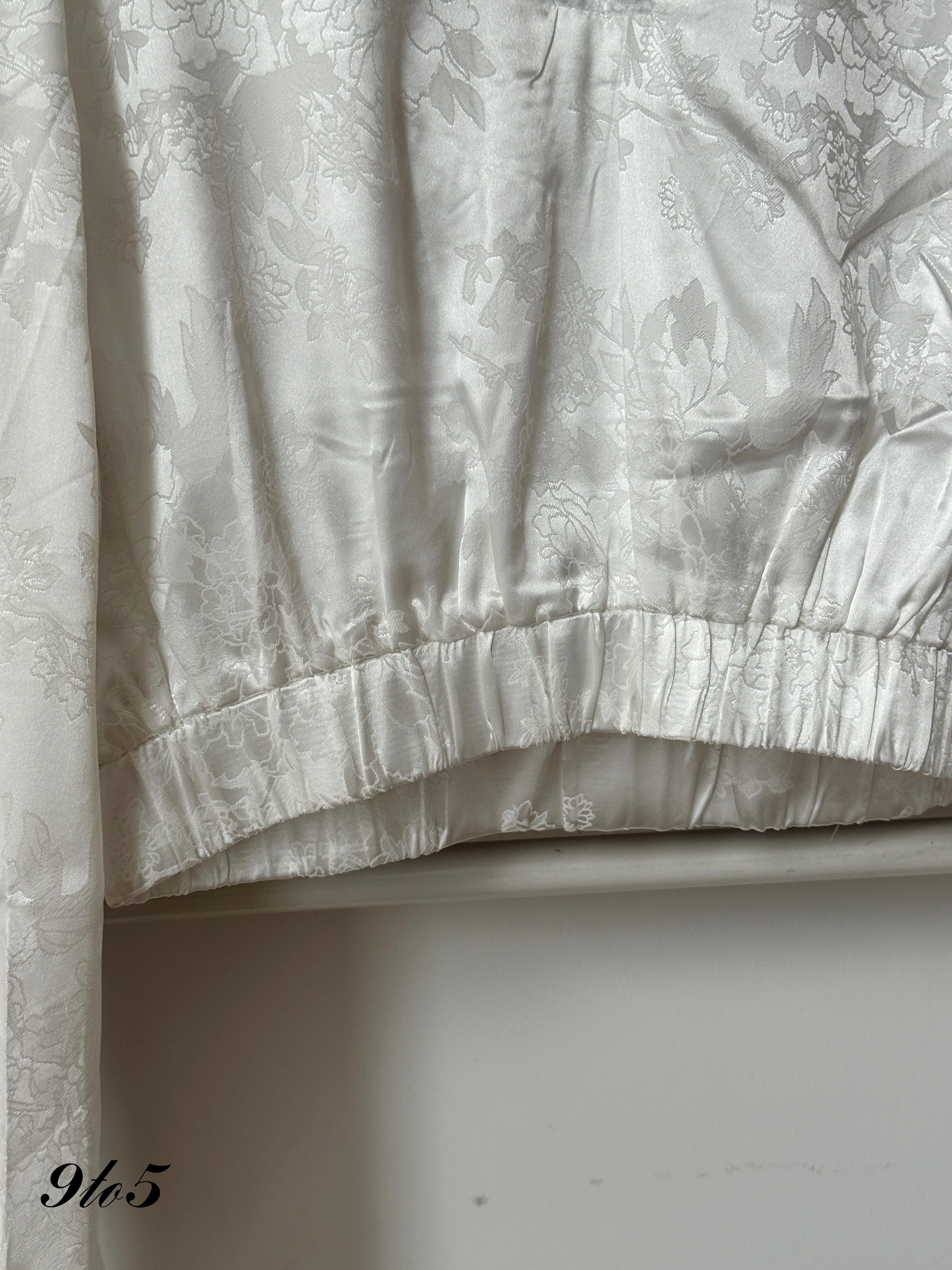 T3934 Long Sleeve Cheongsam Top - 4 Colors