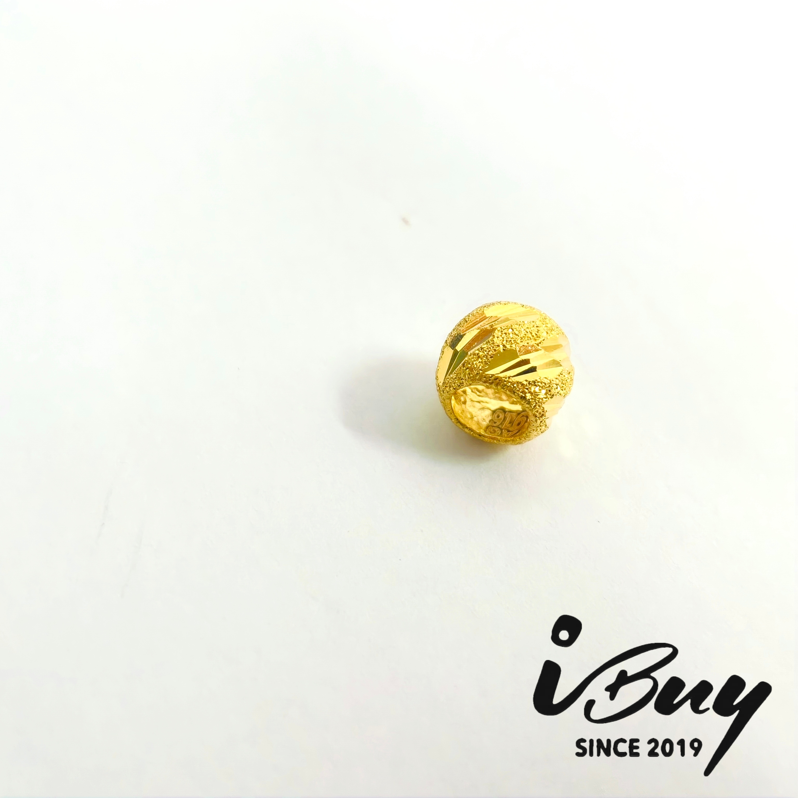 916 GOLD SANDY LASER CUT BEAD 916 金 斜线金沙镭射串咀