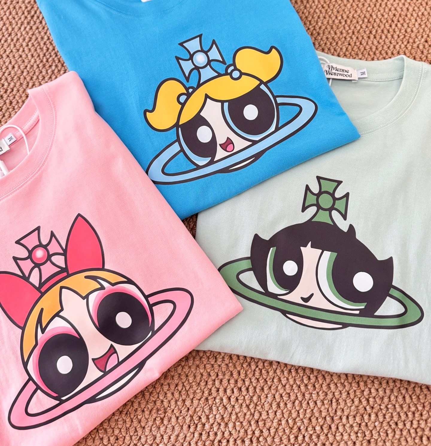 Vivienne Westwood 飛天小女警限定短袖Tee
