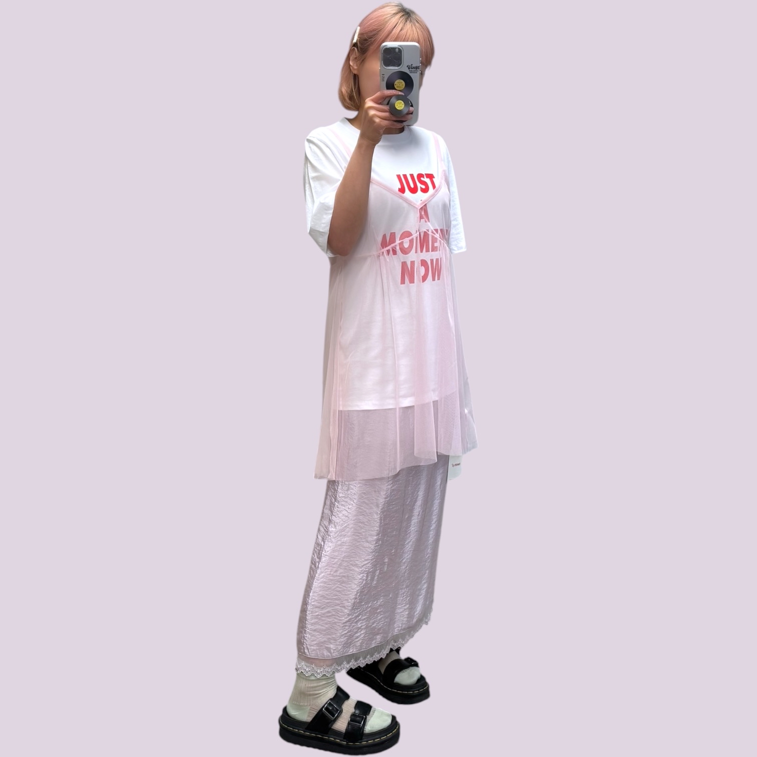 221340 “Just a moment now” Tee