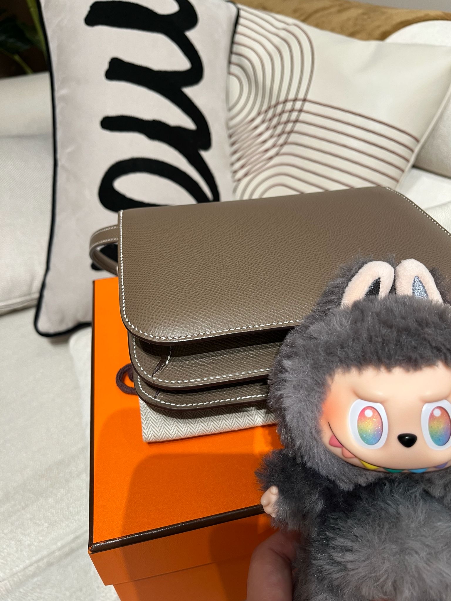 Hermes Constance 19 Mini Stamp Y 100%Authentic, 98%New ✅Dust bag ✅Box