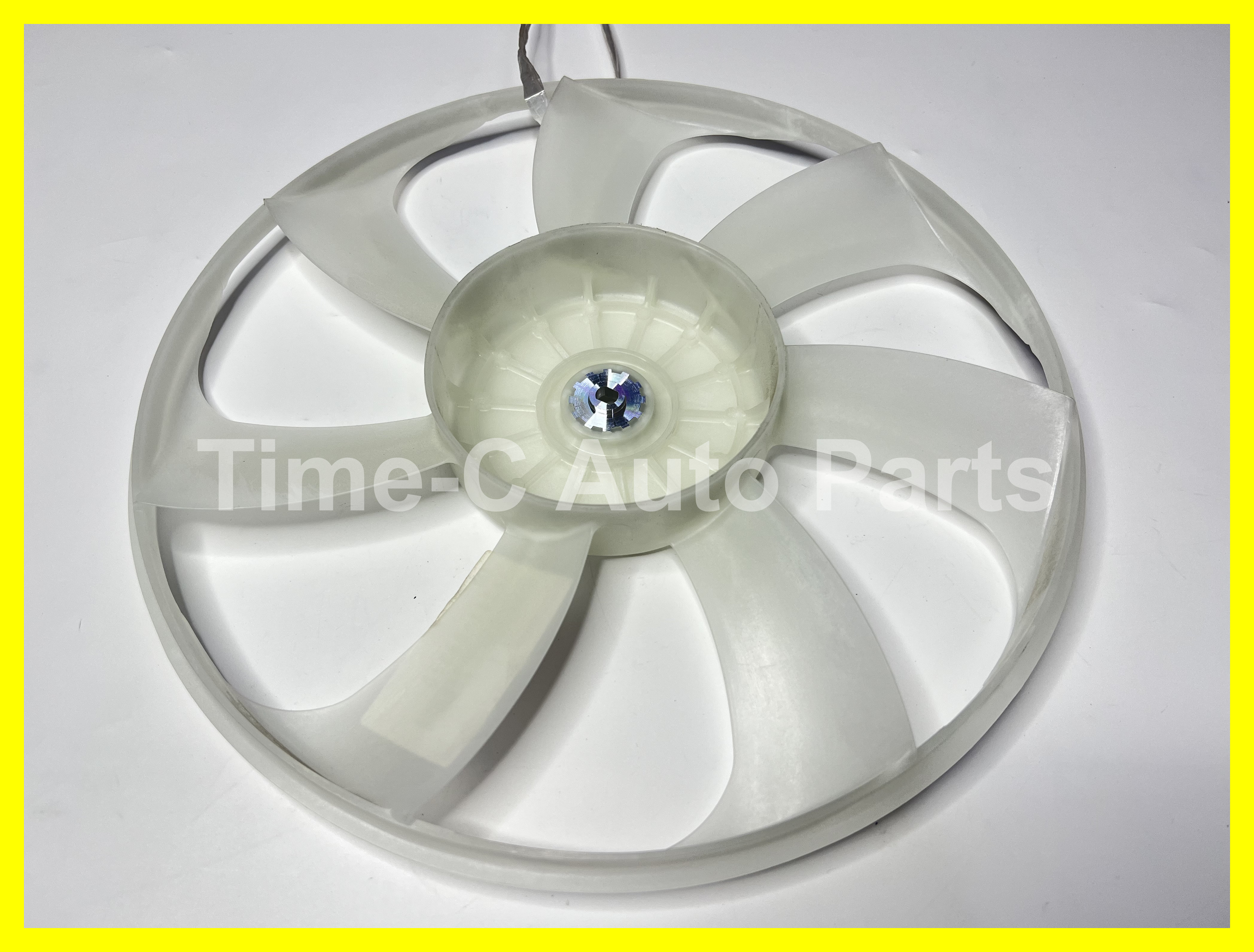 左風扇葉 16361-28370 - Toyota Estima 50系
