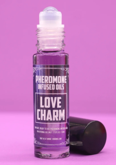 愛之魅力費洛蒙滾珠精油 Love Charm Pheromone Infused Roll-on Oil