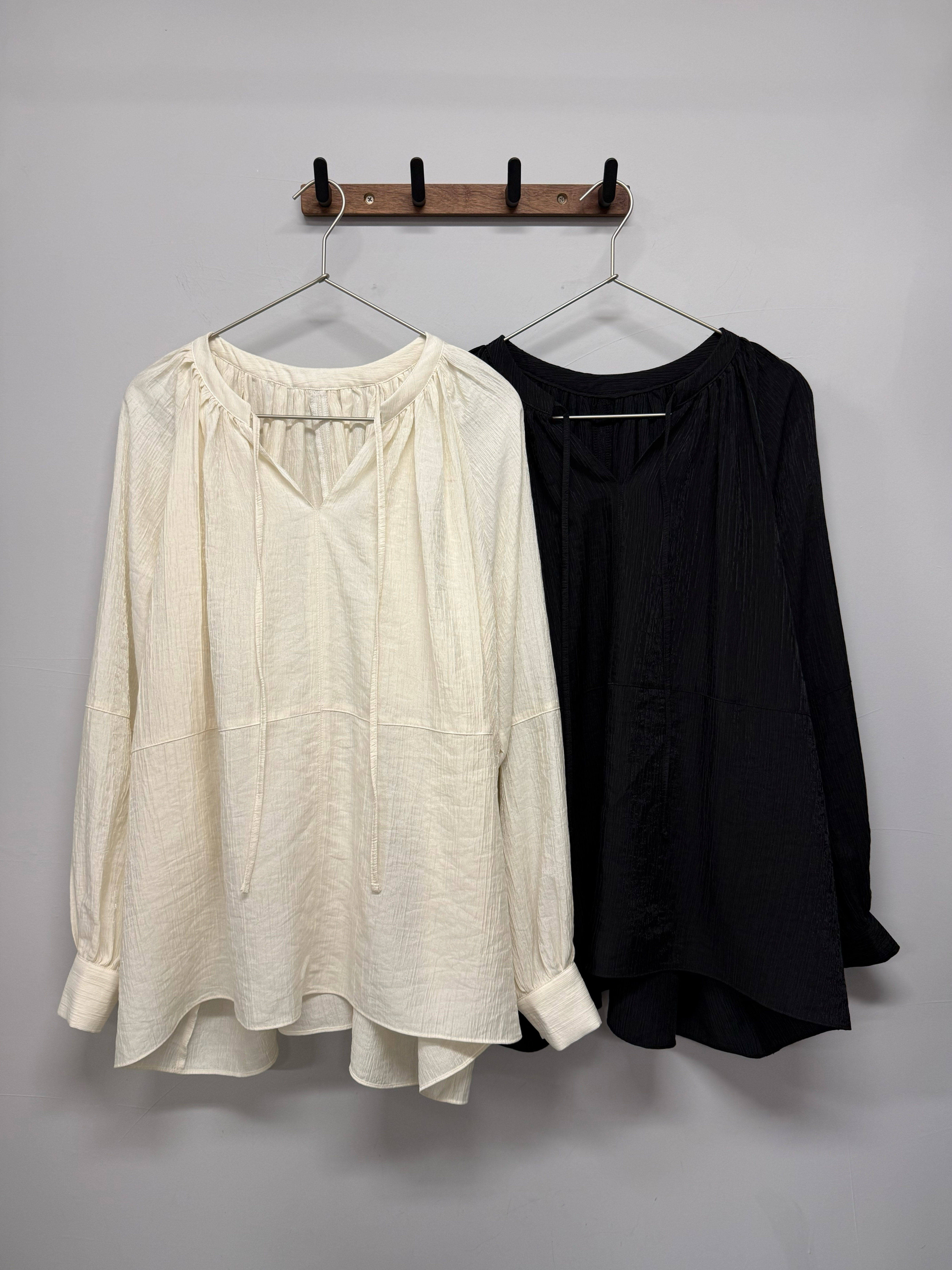 Celeste Flowy Tie-Detail Blouse #top158