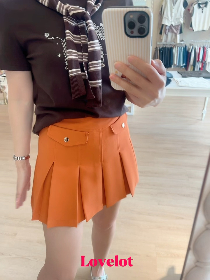 Pleats Skort