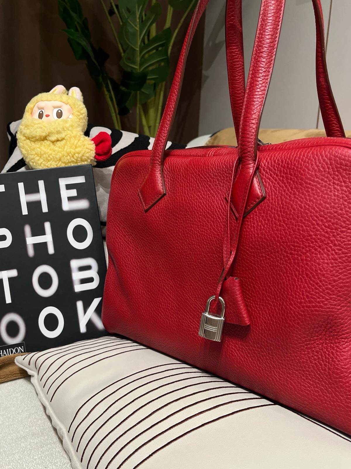 Hermes Victoria 35,STAMP[R] 100%Authentic ,95%new  ✅key lockpad✅dust bag