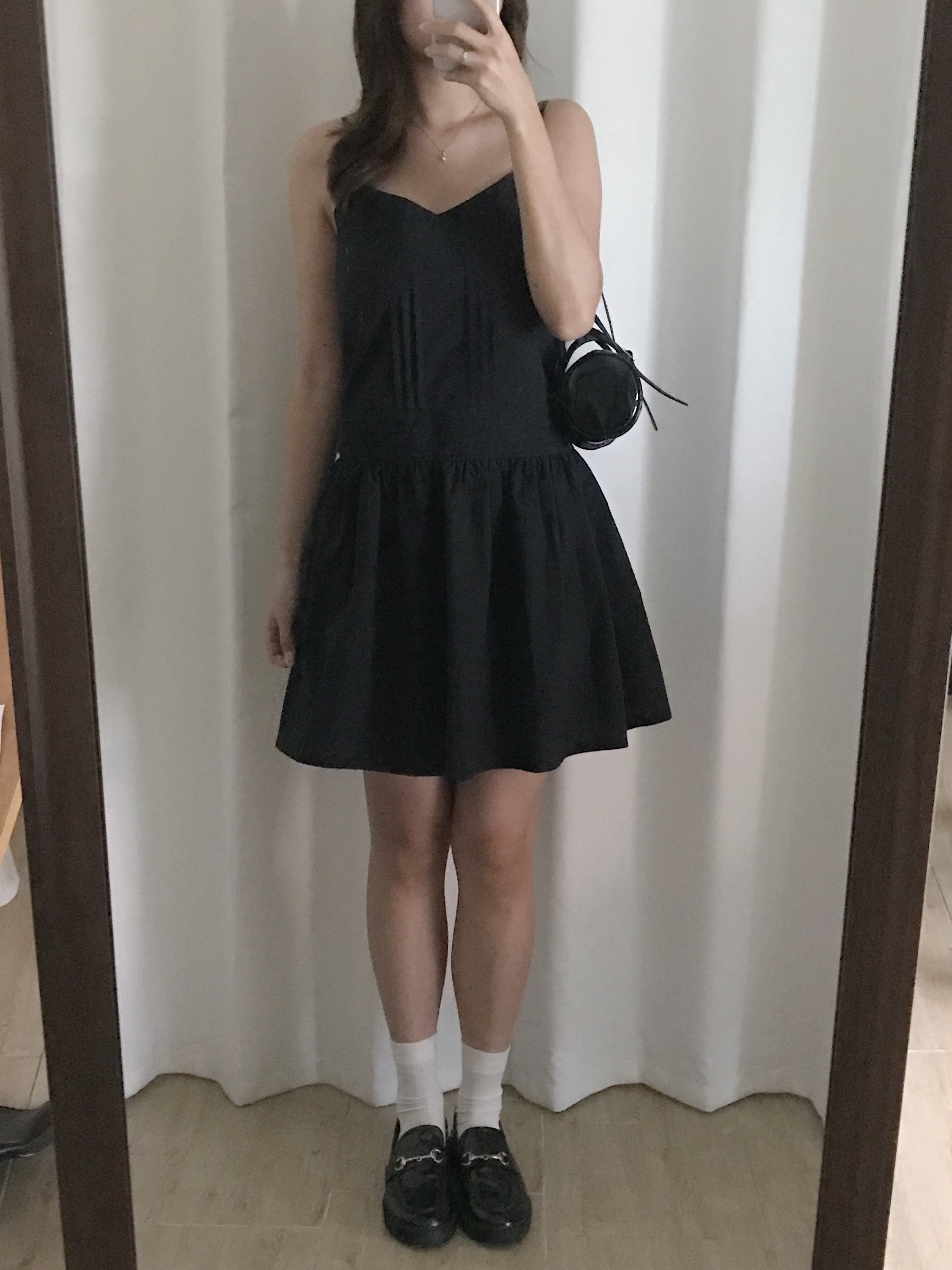 氣質壓褶吊帶連身裙(兩色入)