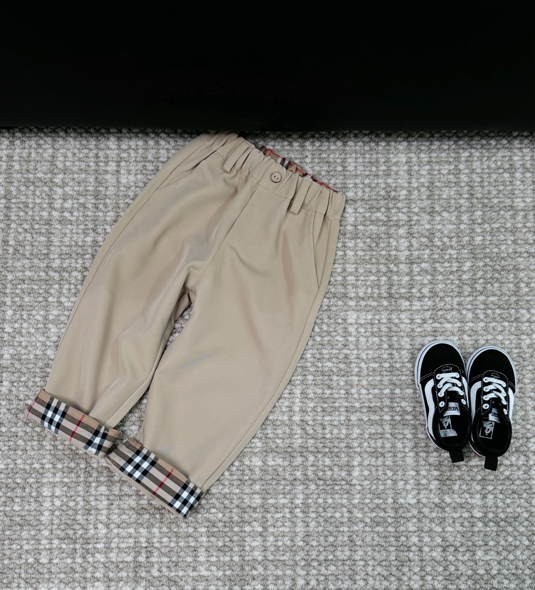 A0156 BBR卡其色經典西褲