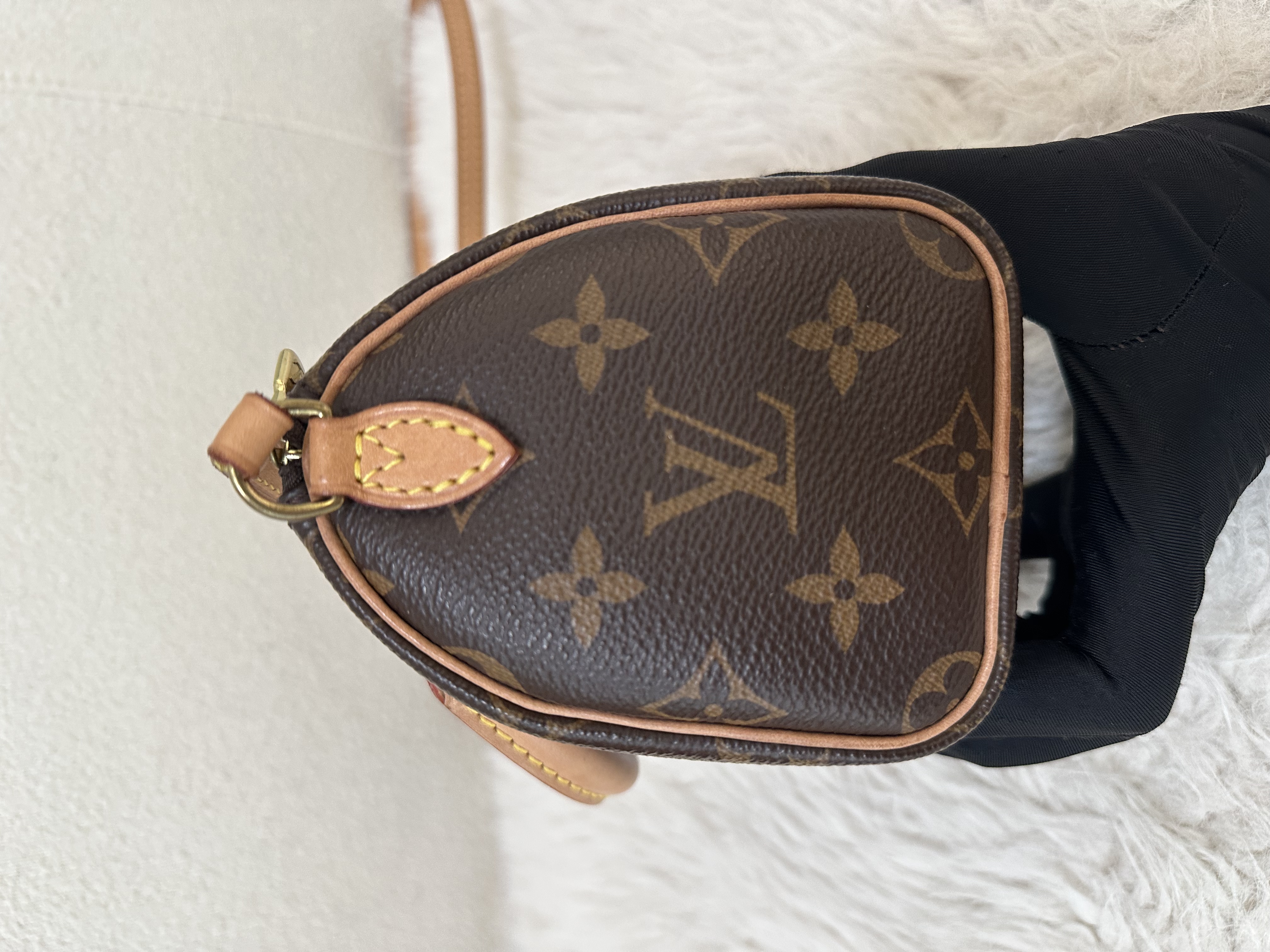 Pre-owned Louis Vuitton Nano Speedy /26NY12