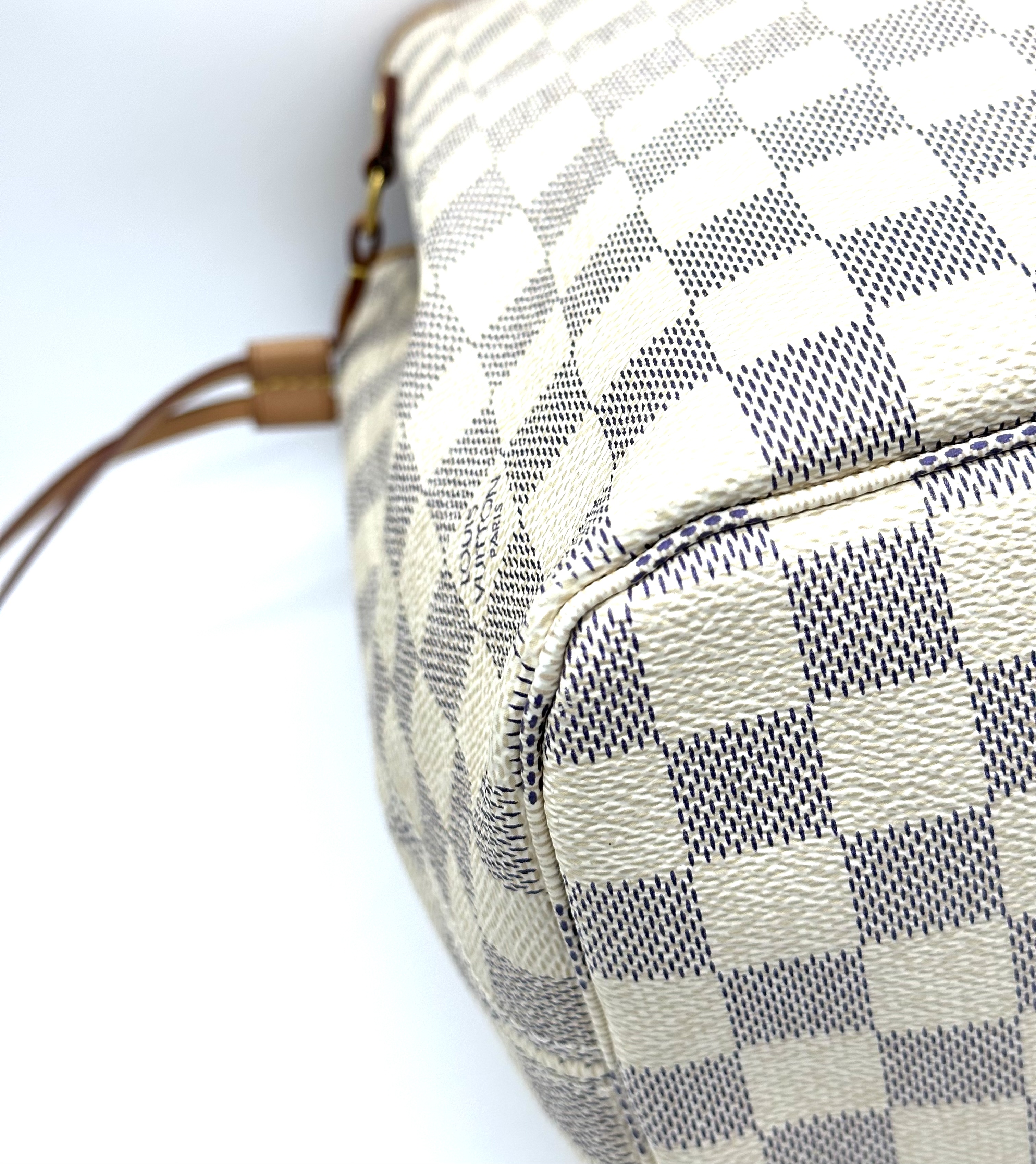 Pre-Owned Louis Vuitton Damier Azur Neverfull PM tote bag / Product Code: 26040901