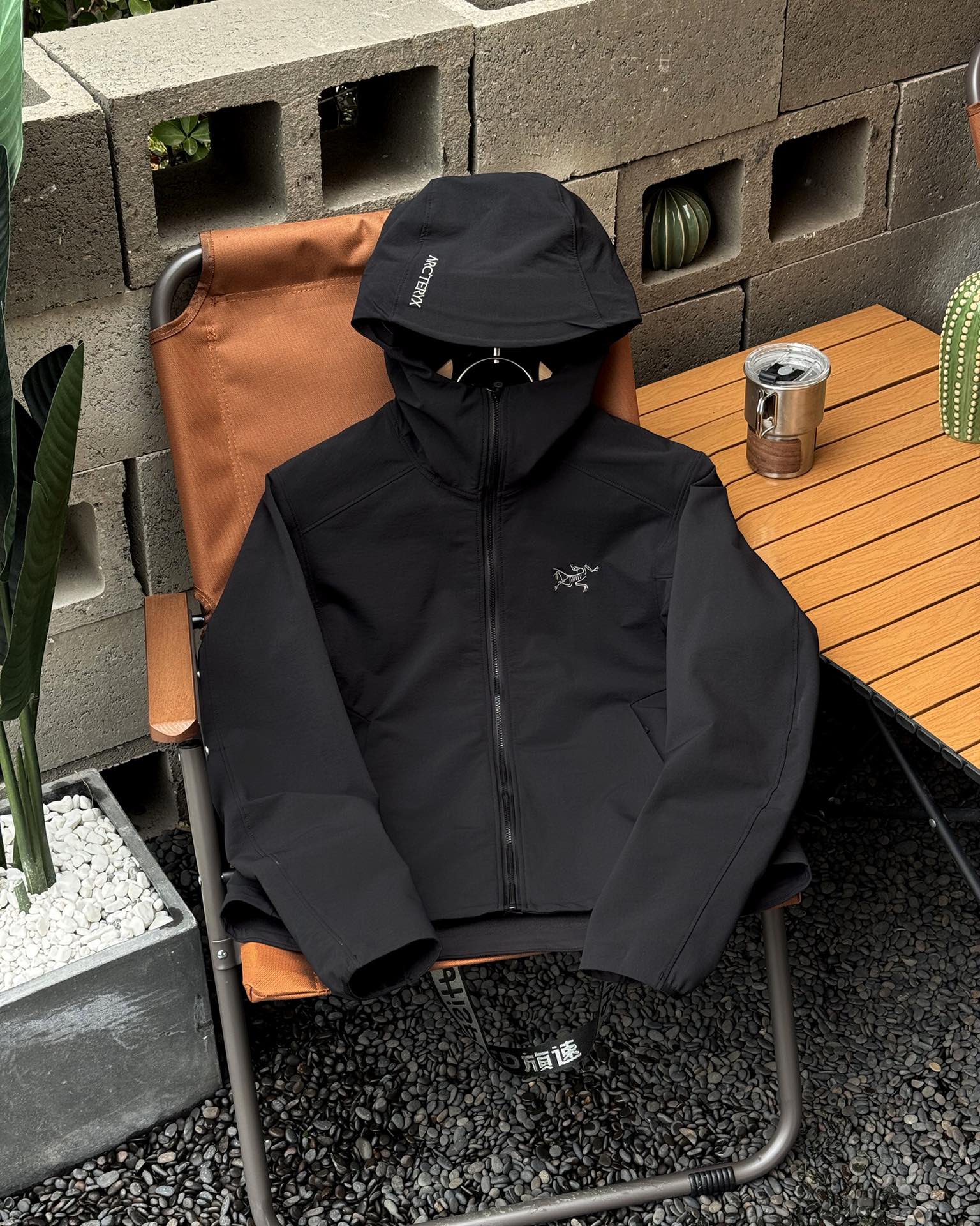 $168件。ARC'TERYX 始祖鳥 GAMMA HOODY 女款軟殼外套（高版本刺繡）