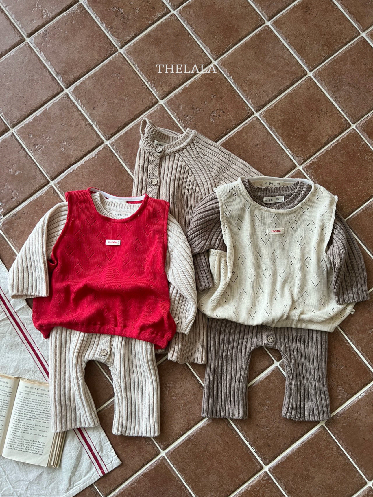 🌸預訂 韓國直送🌸🇰🇷THELALA兩色標籤通花背心胸衣