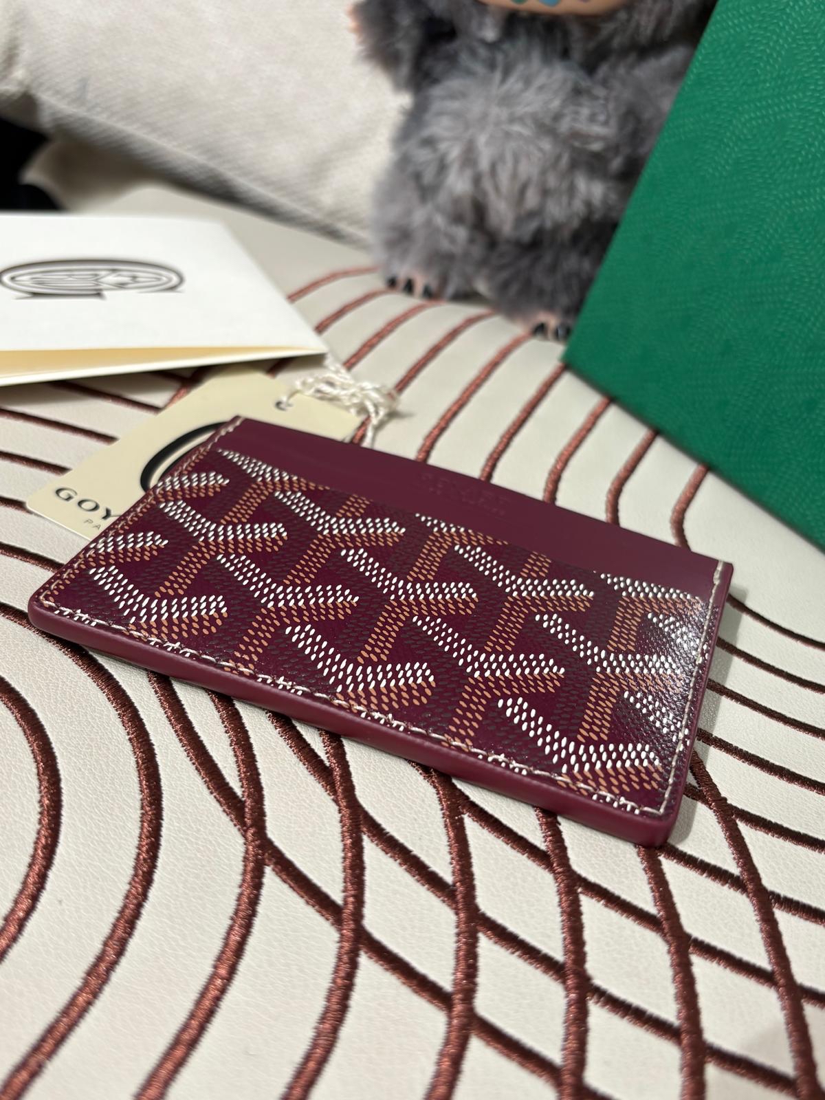 Goyard Card Holder 100%Authentic, unused✅tap booklet✅Box