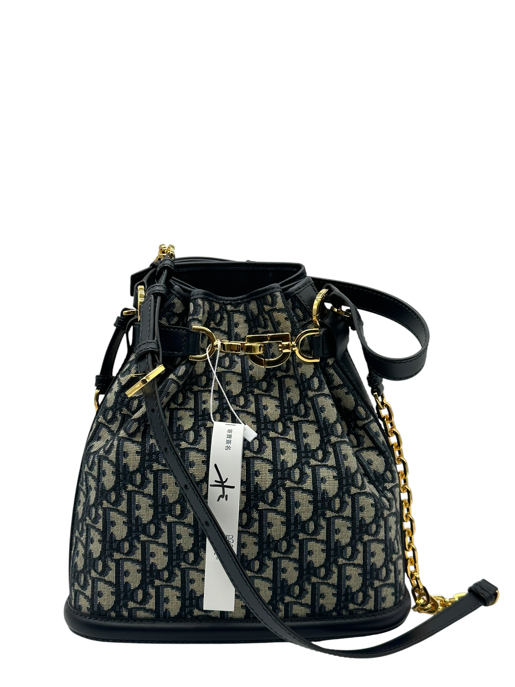 Pre-Owned DIOR Bucket Bag / Product Code: 26052410