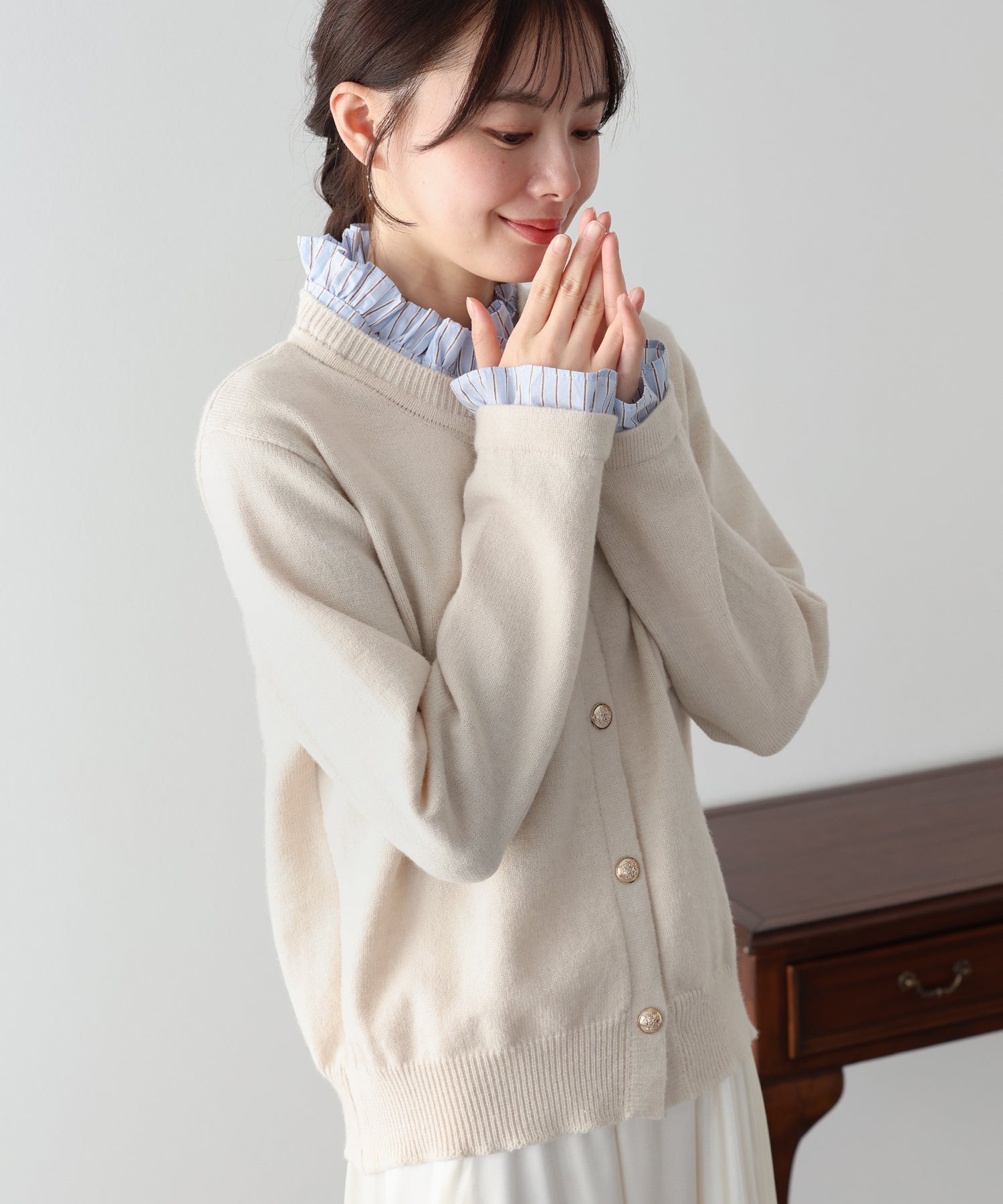 <現貨>新色加入💕<JP> 條紋褶邊shirt 拼金鈕cardigan (假兩件) * 5色入 